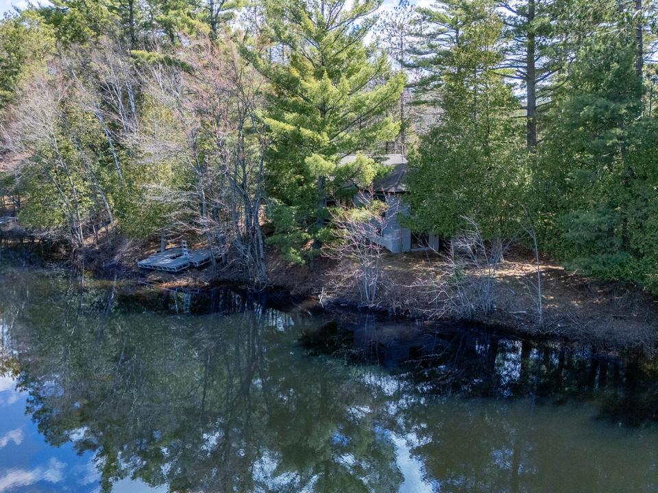 HomeOnStonyCreekPonds_A_Exterior_WS