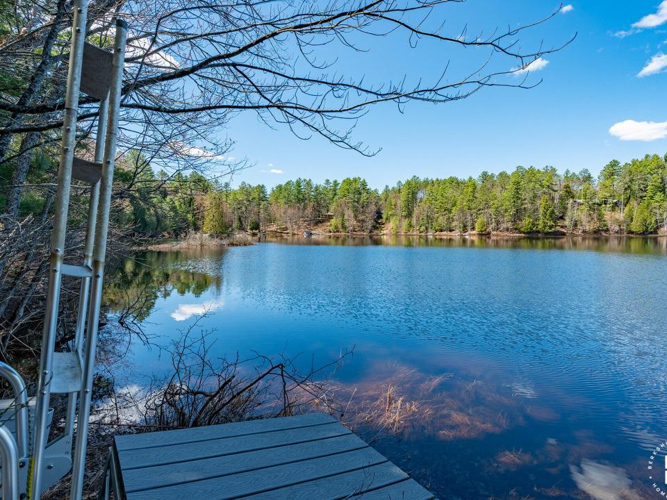 HomeOnStonyCreekPonds_Pond_L
