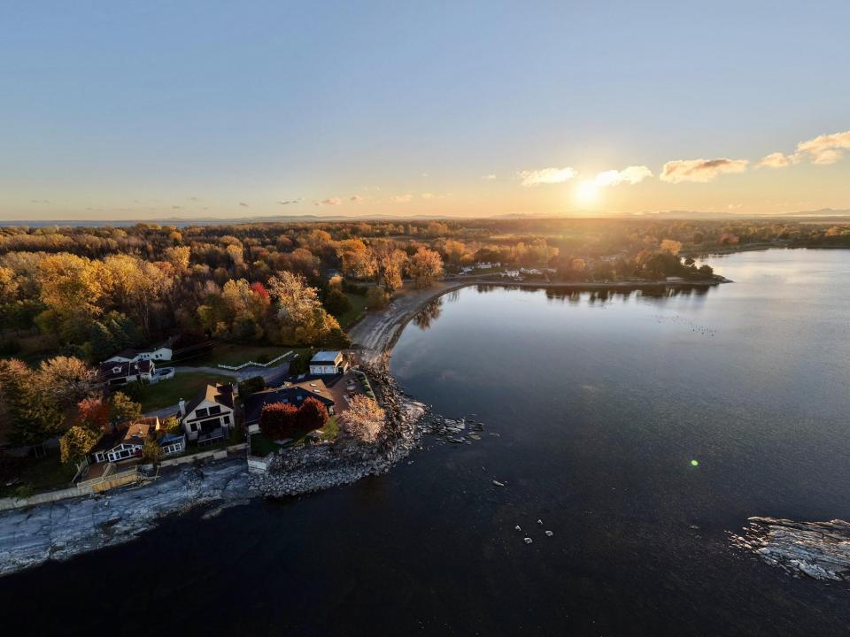 DJI_20251028195245_0004_D