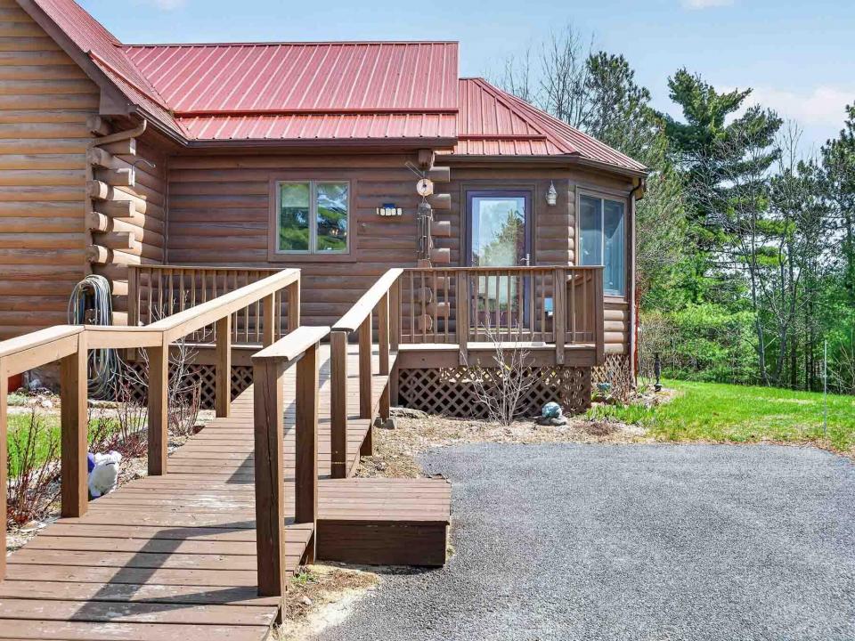 19_huntington_ave_morrisonville_20260425