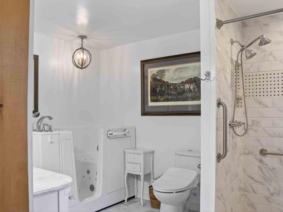 19_huntington_ave_morrisonville_20260425