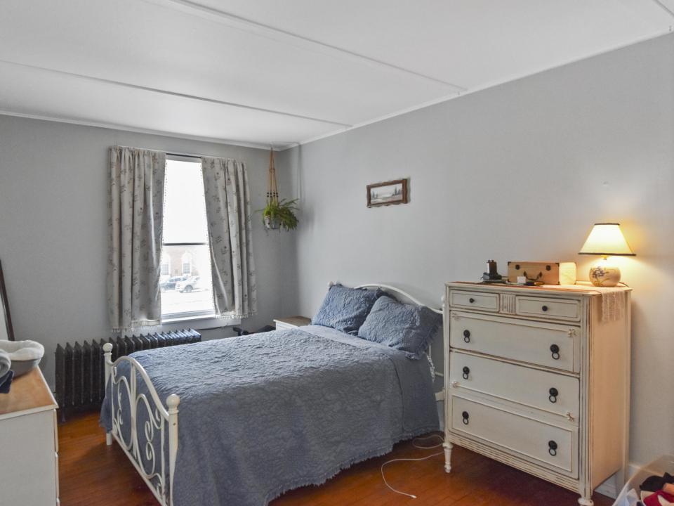 Apt 6 Bedroom copy_