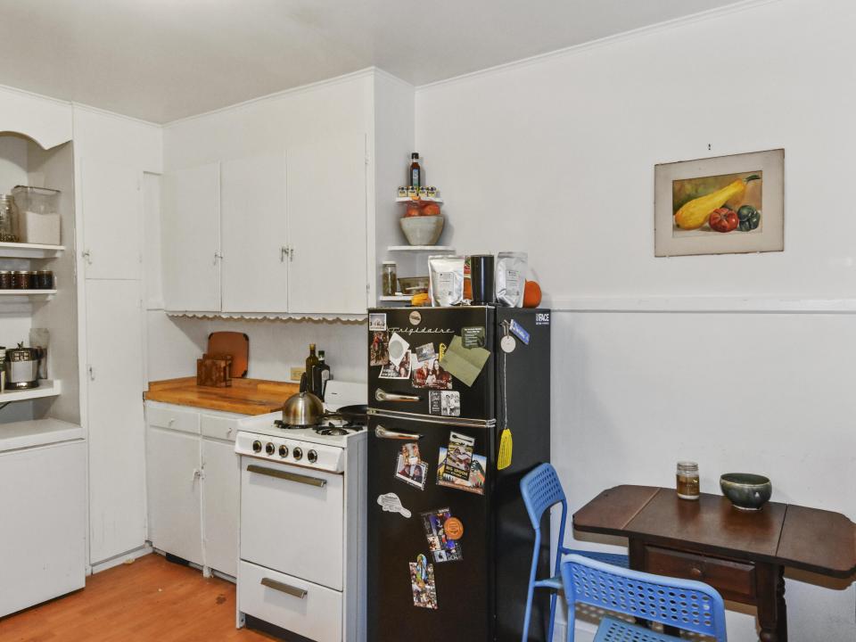 Apt 2 Kitchen 2 copy_