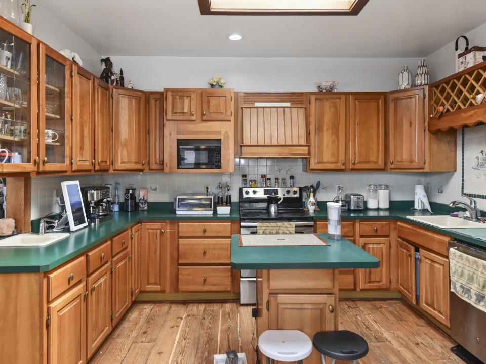Apt 7 Kitchen copy_