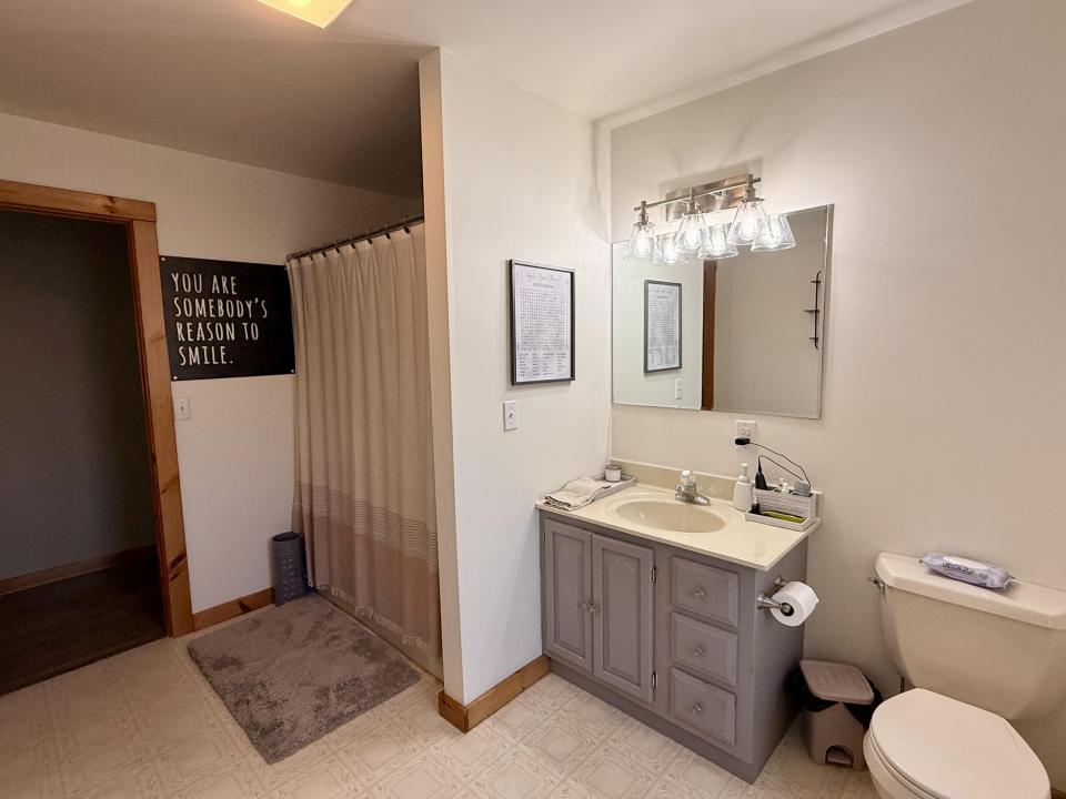 Upstairs Bath