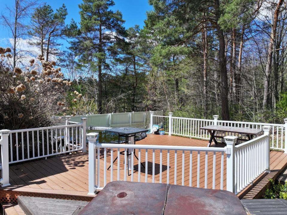 Deck/Pool