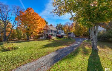 WaterfrontVictorianOnTupperLake_Fall25