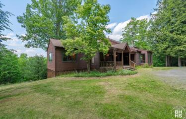HomeOnJacksonRoadInKeene_Exterior