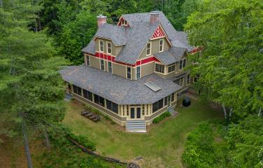 HistoricHomeOnLowerSaranacLake_A_MainHou
