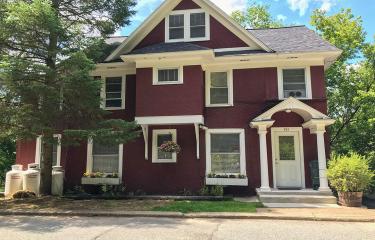 SaranacLakeApartmentBuilding_Exterior