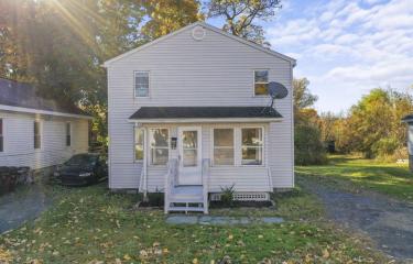 photos_web_resolution_124_Cottage_St_Rav